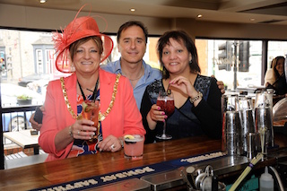 Lord Mayor says â€˜ciaoâ€™ with a gin cocktail and one of our new coffees!